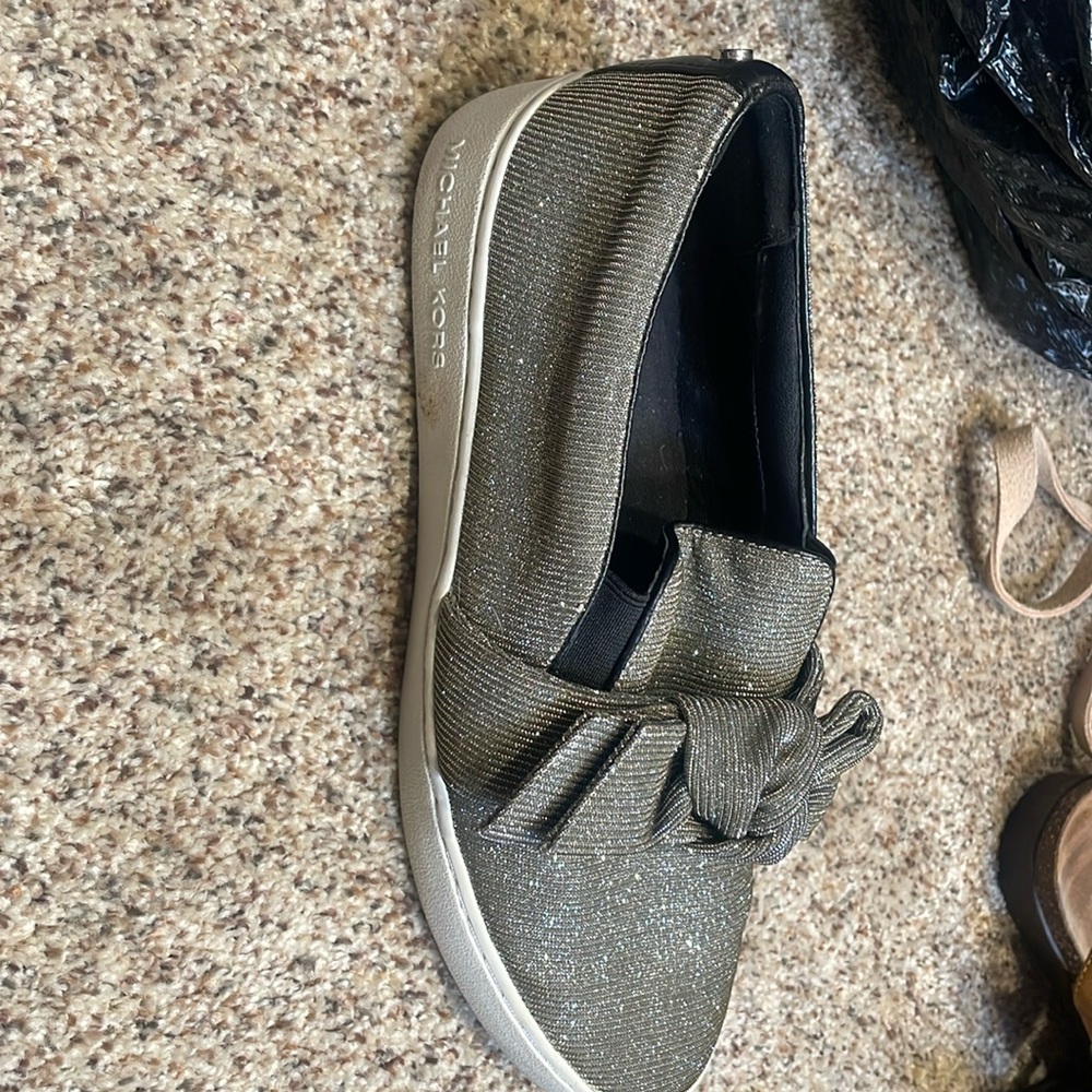 Michael Kors Sparkly Bow Slip On Sneakers Size 8